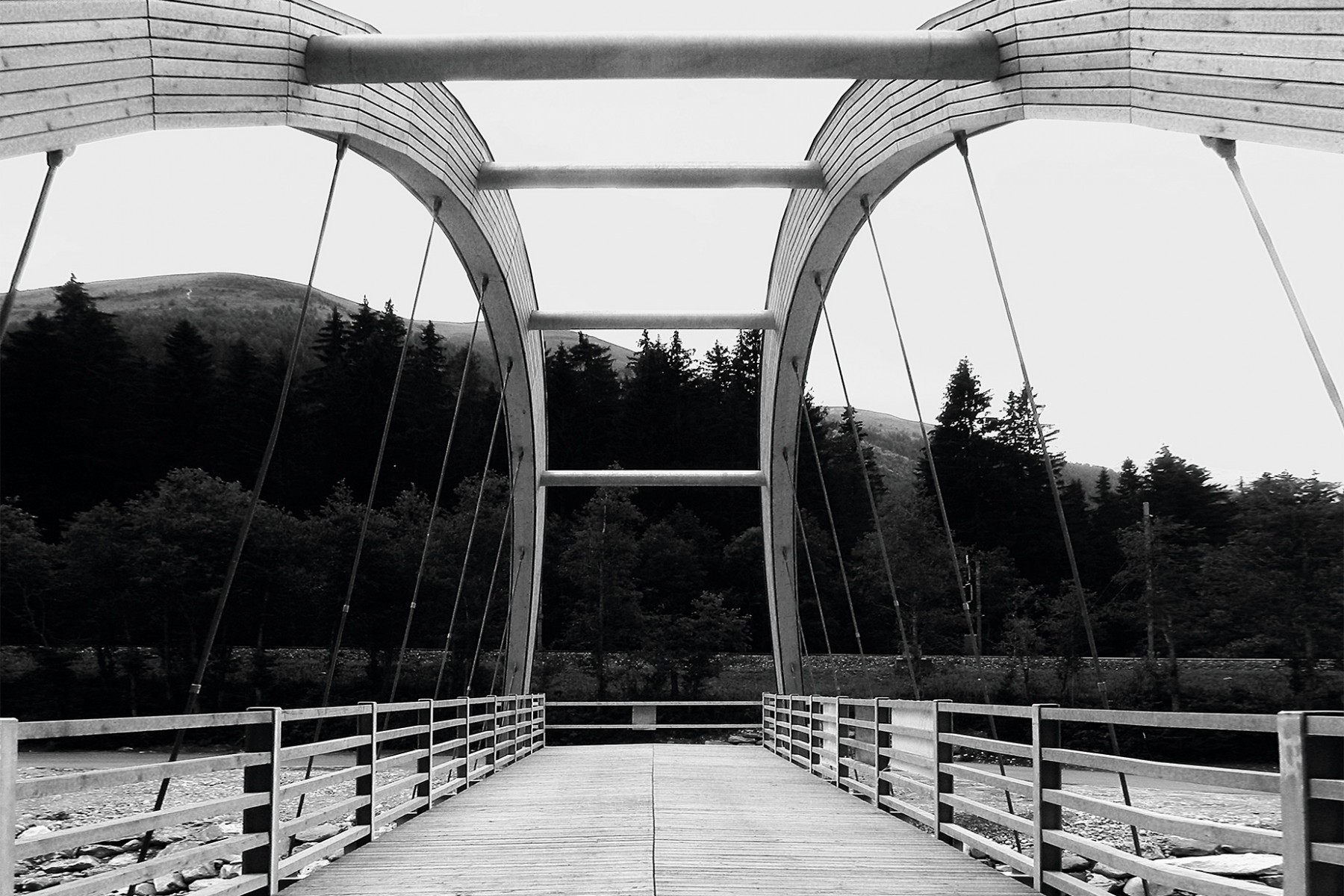 Fußgängerbrücke Oberwald – Nahaufnahme